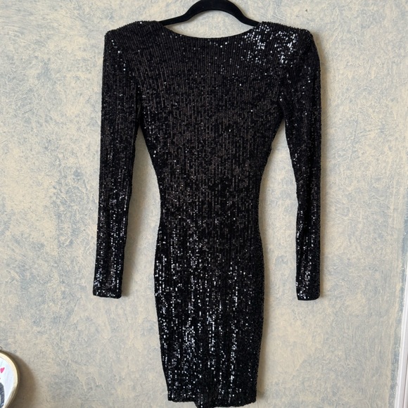 Nookie Dresses & Skirts - NOOKIE | Long Sleeve Sequin Dress w/ low back